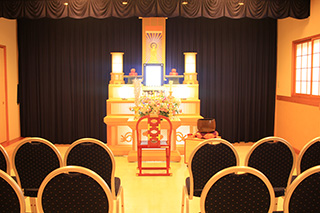 家族葬ホール1